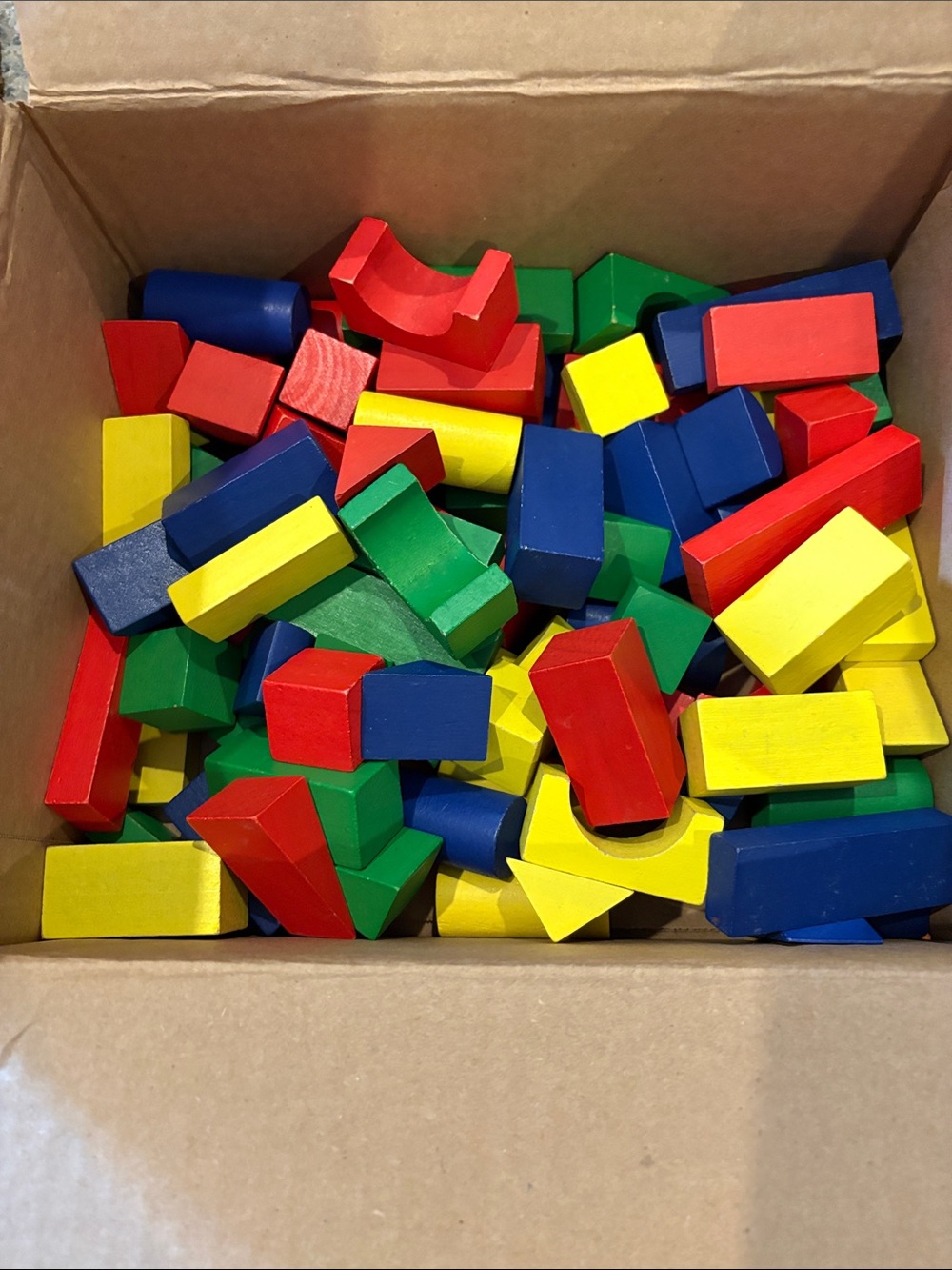 Colorful Wooden Building Blocks Set for Kids - Red, Blue, Green, Yellow